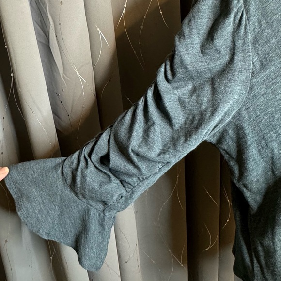 Democracy Top Size 1X - Picture 2 of 10